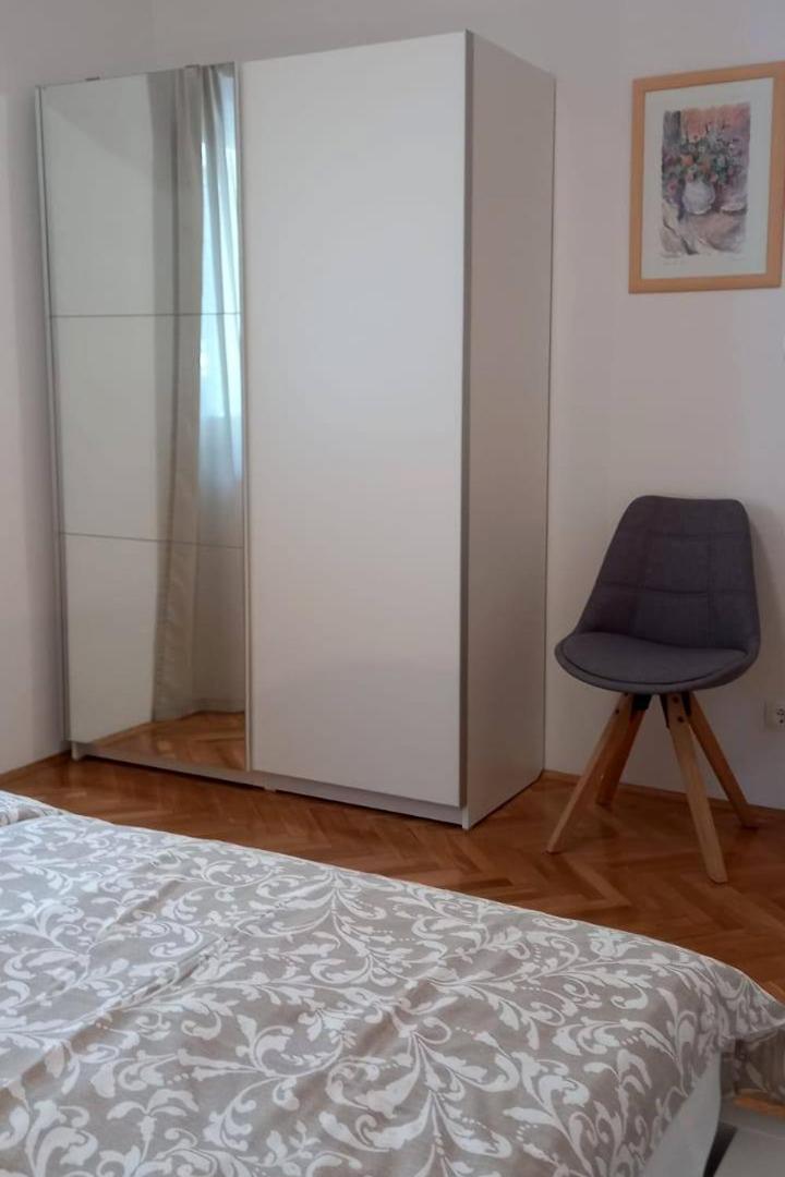 Apartments By The Sea Podgora, Makarska - 2594 Bilik gambar