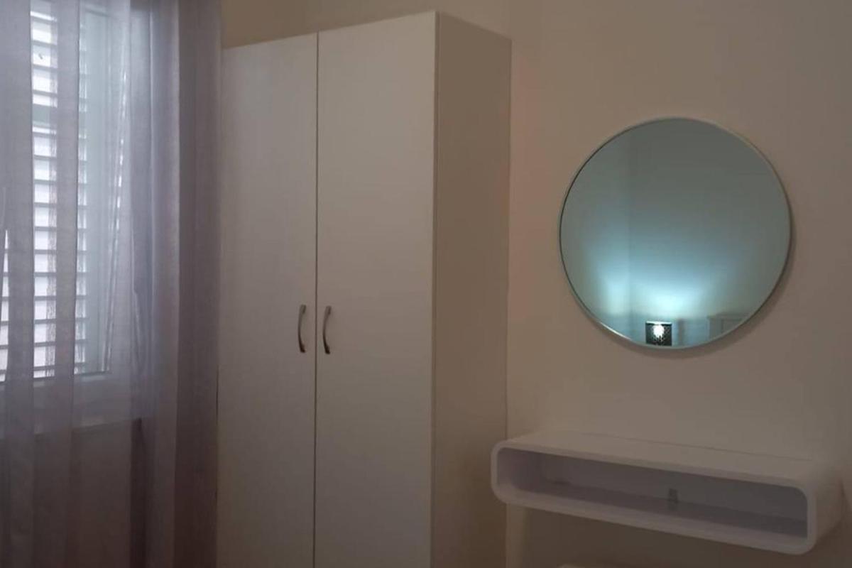Apartments By The Sea Podgora, Makarska - 2594 Bilik gambar